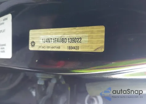 2011 Jeep Compass from USA, damaged, VIN 1J4NT1FA0BD139022